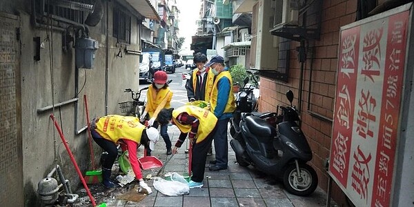 大仁里定期清掃里區環境。圖／取自台北市鄰里服務網