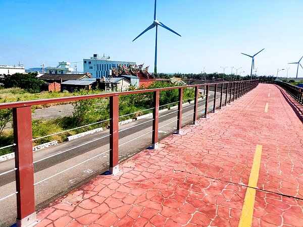 濱海自行車道大甲段改善後。圖/觀光旅遊局提供