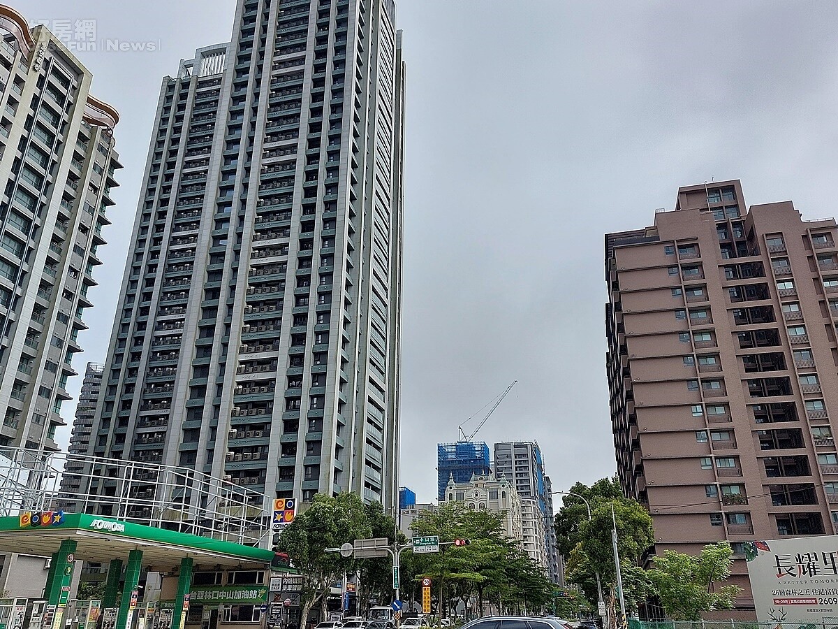 民眾自私...導致公寓大廈「逆向決策」風險?專家揭防治方法 林口交流道的塞車問題遲遲未解,會不會影響民眾到林口的買房意願?在地專家表示沒有影響,會想來林口新市鎮購屋的人,多是喜歡林口新市鎮的環境,以及未來的看好性。圖/好房網News記者林和謙/攝