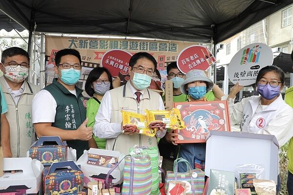 台南市政府在新營鐵道地景公園舉辦「大新營影視漫遊街區營造行銷計畫」成果發表會。圖／台南市政府提供