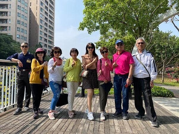 趁疫情趨緩，中興里安排生態之旅帶里民前往台中二日遊。圖取自游志鴻里長臉書