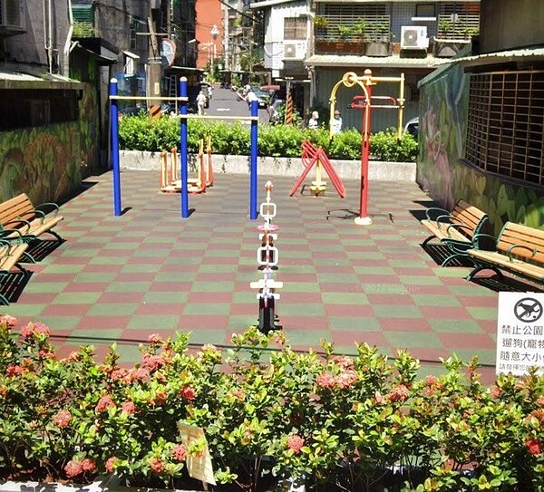 鄉雲里小公園位於華貴里里內。圖／取自林榮彩臉書粉絲專頁

