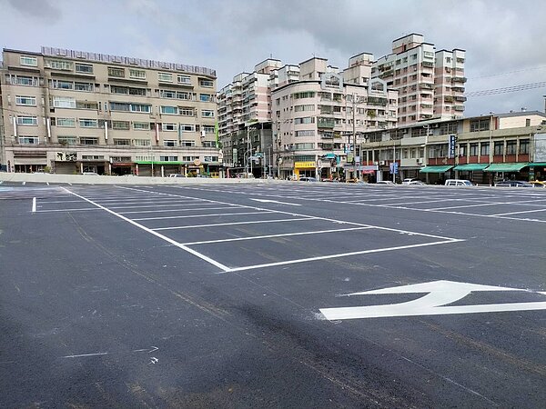 鶯歌公八公園平面停車場免費試停1個月。圖/新北市交通局提供