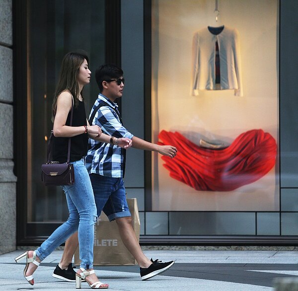 依購買力評價換算,2020年底我國每戶財富(PPP)79.8萬美元(約新台幣2,551萬元),較2019年底增3.8萬美元,年增5%。聯合報系資料照片