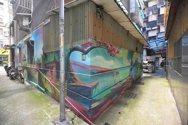 永安里的後巷彩繪牆。圖/取自新北市政府水利局官網