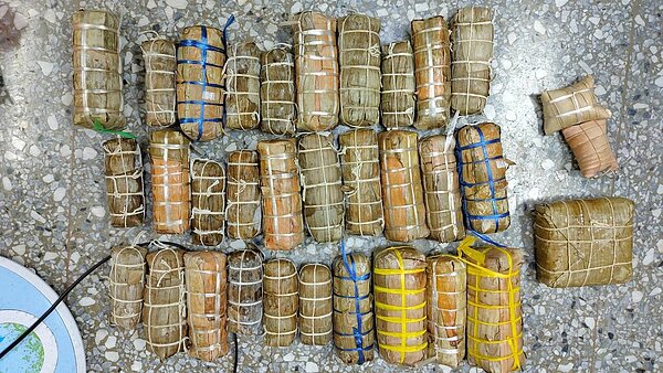 新北市政府2021年8月於新莊查獲越南粽子。圖／新北市動保處提供