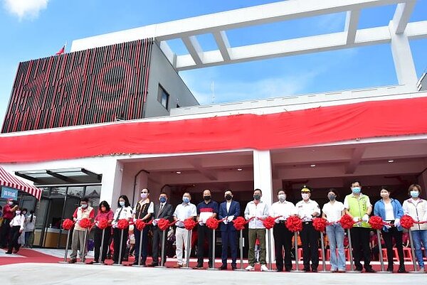 消防局第三大隊芎林分隊廳舍今（1）日上午舉行落成典禮。圖／新竹縣政府提供