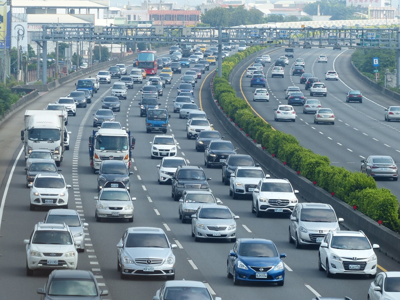 國道塞車示意圖。聯合報系資料照／記者劉明岩攝影 