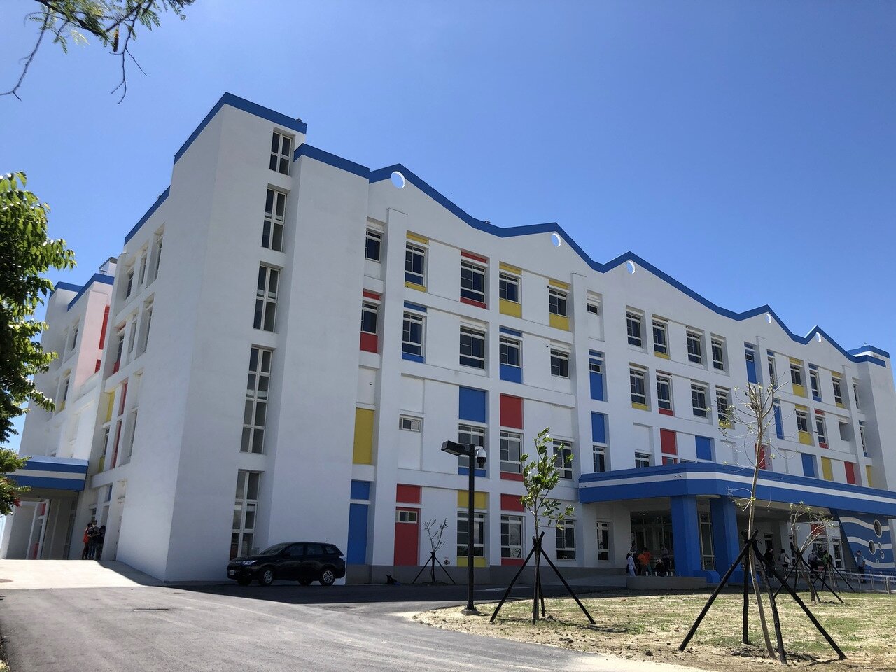 新營醫院北門分院閑置多年終整建完成，黃偉哲肯定轉型重生。記者周宗禎／攝影 