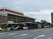 機車族爭路權　要騎忠孝西路　北巿交通局收集資料評估中