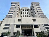 「房東大叔」詐騙斡旋金　2男為A片生意租3房詐騙26人