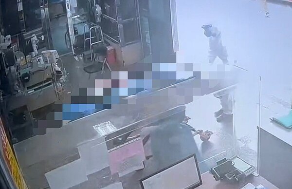 屏東縣國二少女送醫不治。記者劉星君/翻攝