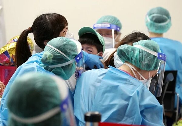 兒童疫苗將從現行相隔12周,縮短到4周即可施打第二劑。圖/聯合報系資料照