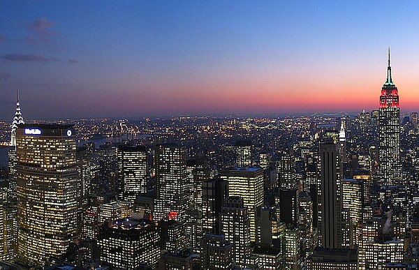 愈來愈多美國民眾為尋求更多生活空間,紛紛從城市撤離,導致去年美國大城市人口流失現象加劇。圖/翻攝維基百科