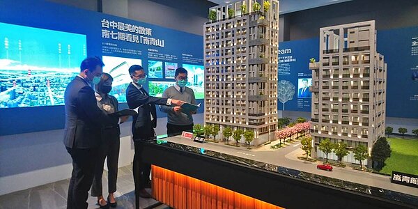 台中上半年推案金額估逾2,200億元,年增逾三成,全年上看3,200億元。圖/中時報系資料照片