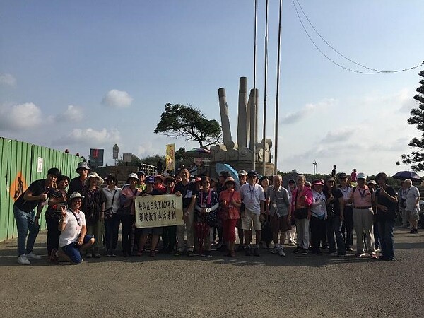 三民里所舉辦的新竹消暑一夏睦鄰活動，里民熱烈參與。圖／取自謝翠鈴臉書
