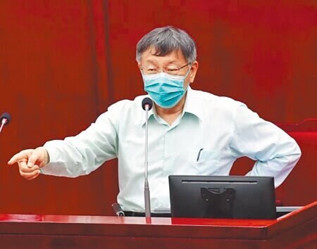 台北市1999市民當家熱線被外界質疑有外洩個資疑慮,市議員吳沛憶15日再質疑,先前要求暫停辨識聲紋並送資料治理委員會檢視,結果還沒開會就做出「無違法」決議,並放行局處執行,根本違反行政規則,她炮轟市長柯文哲資料治理是打假球。(本報資料照片)