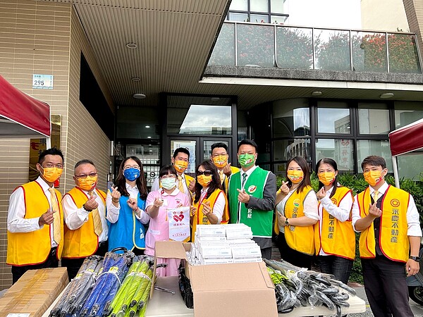 永慶房產集團除了提供給消費者買賣房屋上誠實且優質的服務外,平常也持續支持在地活動,以行動回饋社會,關懷在地居民。圖/永慶房產集團提供