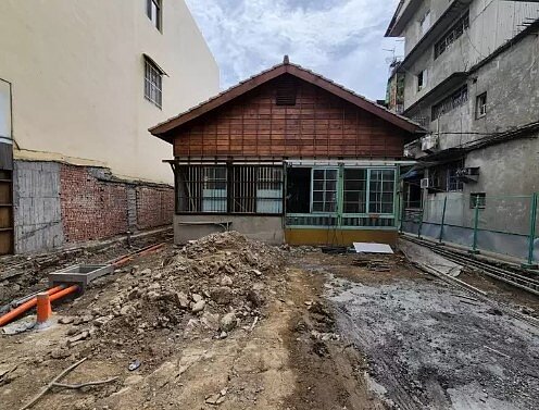 93年屋齡的日式老宿舍,隱身竹山鬧區,整修階段便吸引不少人詢問。圖/竹山鎮公所提供