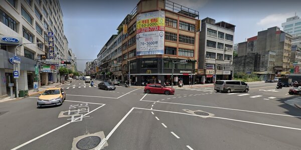 圖為新店區中正路街景。圖／翻攝自Google maps