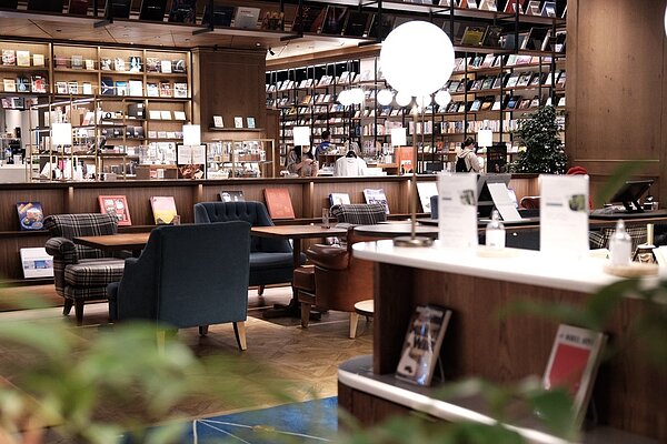 潤泰集團引進台灣首家SHARE LOUNGE,提供質感與便利性兼具的共享空間。記者江佩君/攝影