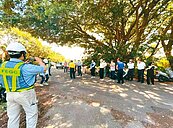 隨航空城開發住戶遷出　憂龍樹坑祭祀被遺忘　設紀念碑