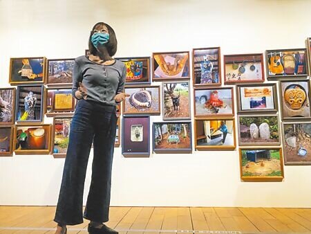 歷經2年，國立台灣史前文化博物館將於25日部分開放，館方人員解說導覽。（蔡旻妤攝）