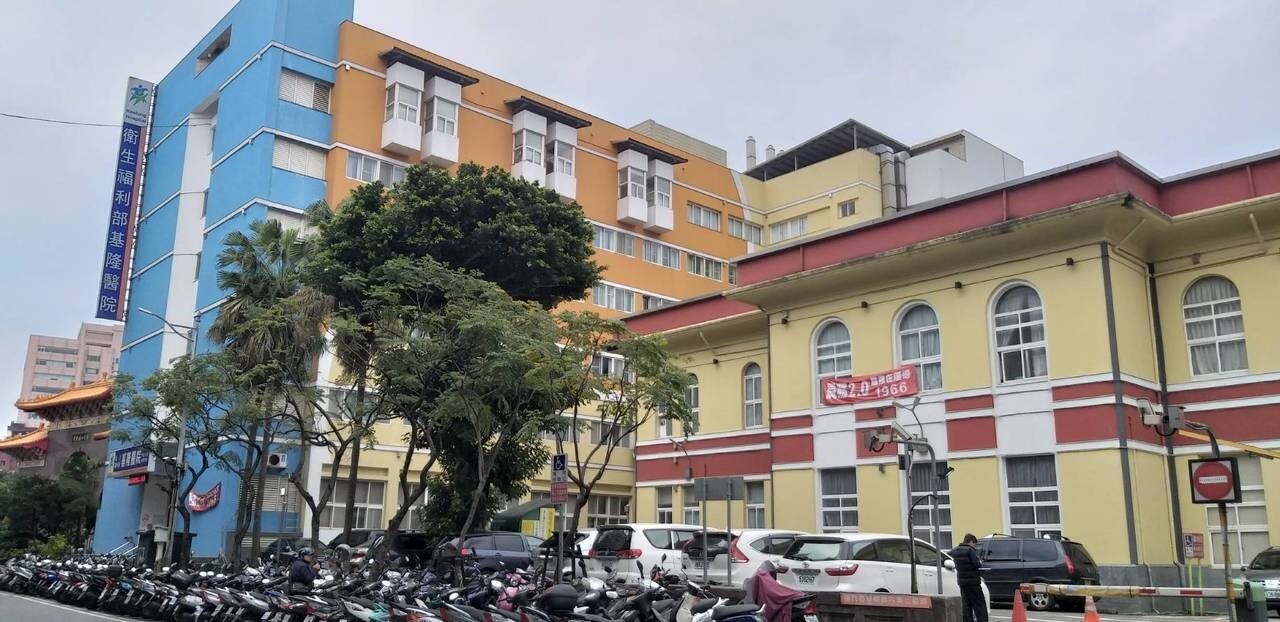 衛生福利部基隆醫院表示，第2位以後的陪病者，不分條件都要自費做PCR。記者邱瑞杰／攝影 