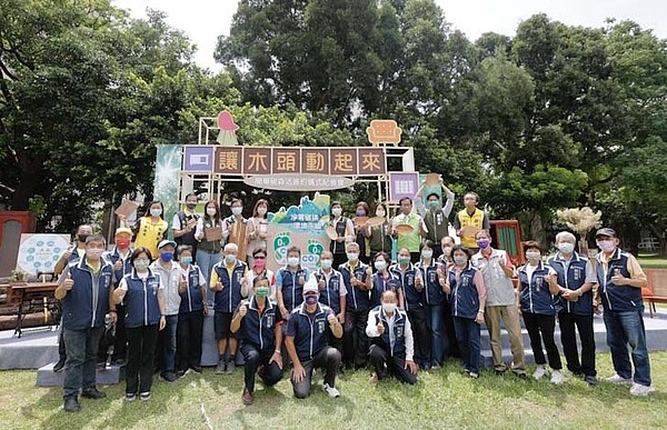 新竹市與林務局簽訂MOU。圖/新竹市環保局提供