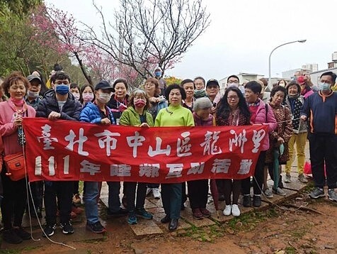 龍洲里今年舉辦的出遊活動。圖／龍洲里里長提供