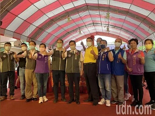 桃園市長鄭文燦今出席楊梅富裕公園市民活動中心新建工程動土典禮。圖/記者翁唯真/攝影