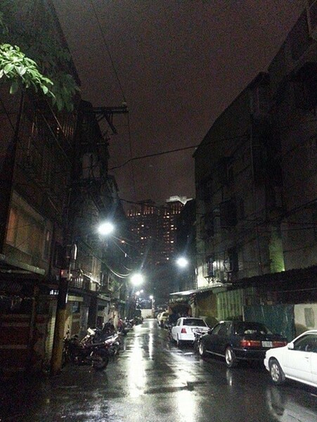 香丘里內的路燈。圖/蘇淑芳里長提供