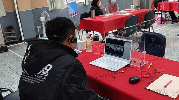 勞工局首創視訊徵才提供民眾多元求職管道。圖/台中市府提供