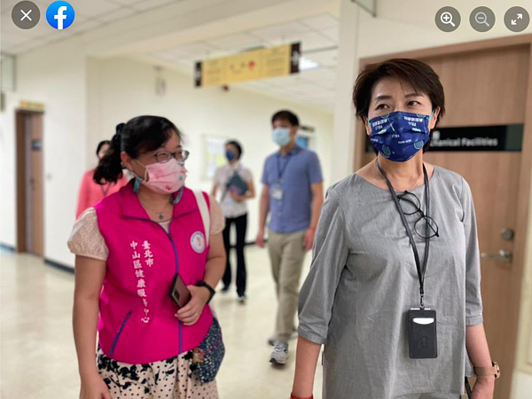 台北市副市長黃珊珊在臉書透露,上周她約誠品董事長吳旻潔,討論誠品在台北市的發展,並表達希望持續保有24小時書店,誠品表示「一定會在台北開設」。圖/引用自黃珊珊臉書