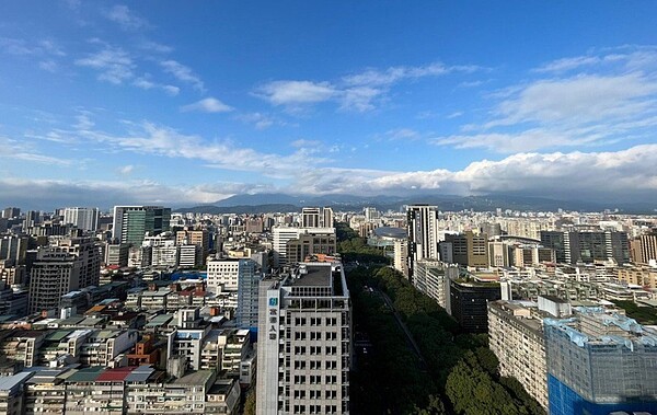 目前港澳人士來台移民有五種方式，包括投資移民、創業移民、技術移民、升學移民與結婚移民。記者游智文／攝影