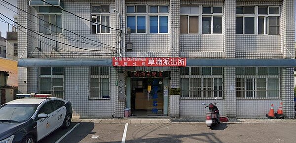 桃園楊梅警分局草湳派出所2020年改建,暫駐楊梅仁美里的農田水利會舊大樓。圖/聯合報