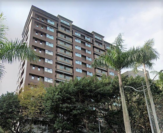 買12年不住，仁愛路毛胚豪宅轉手創社區第三高。圖／取自google 