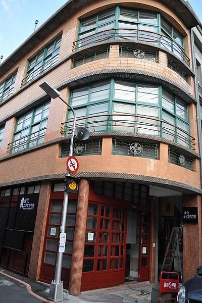 「廣和堂藥舖」2009年登錄為「歷史建築」,目前為北市首座私人博物館「迪化207博物館」,如今傳出將於今年8月底熄燈。圖/北市文化局提供