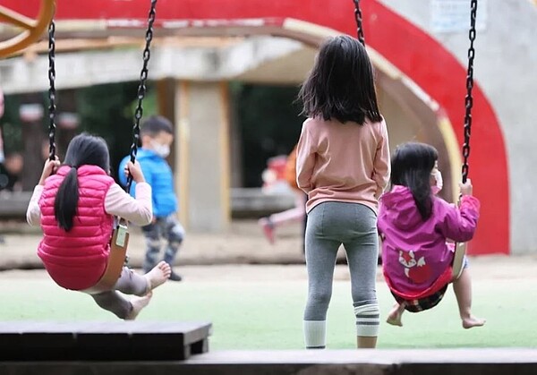 台灣人口連續兩年半負成長。示意圖/聯合報系資料照片