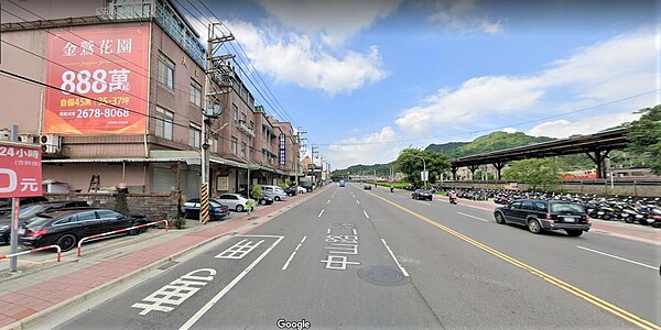 新北市樹林區一間約200坪透天廠辦11日法拍,一拍底價3700萬元,最終竟以9500萬元脫標。圖/google maps