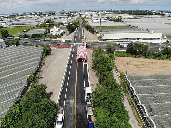 高速公路局去年起進行彰化員林路段增設車道改善工程，預計工程預計明年全數完工，屆時國道一號中部路段交通將可大幅改善。圖／陳素月服務處提供