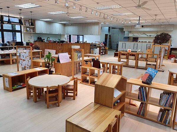 今年8月起就讀新竹市公幼學費再降低,每月最低僅1000元,如今再釋出名額,共約150人左右。圖/新竹市政府提供