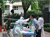 滬倡議做好14天食品和醫藥儲備　當事居委會：友情提醒