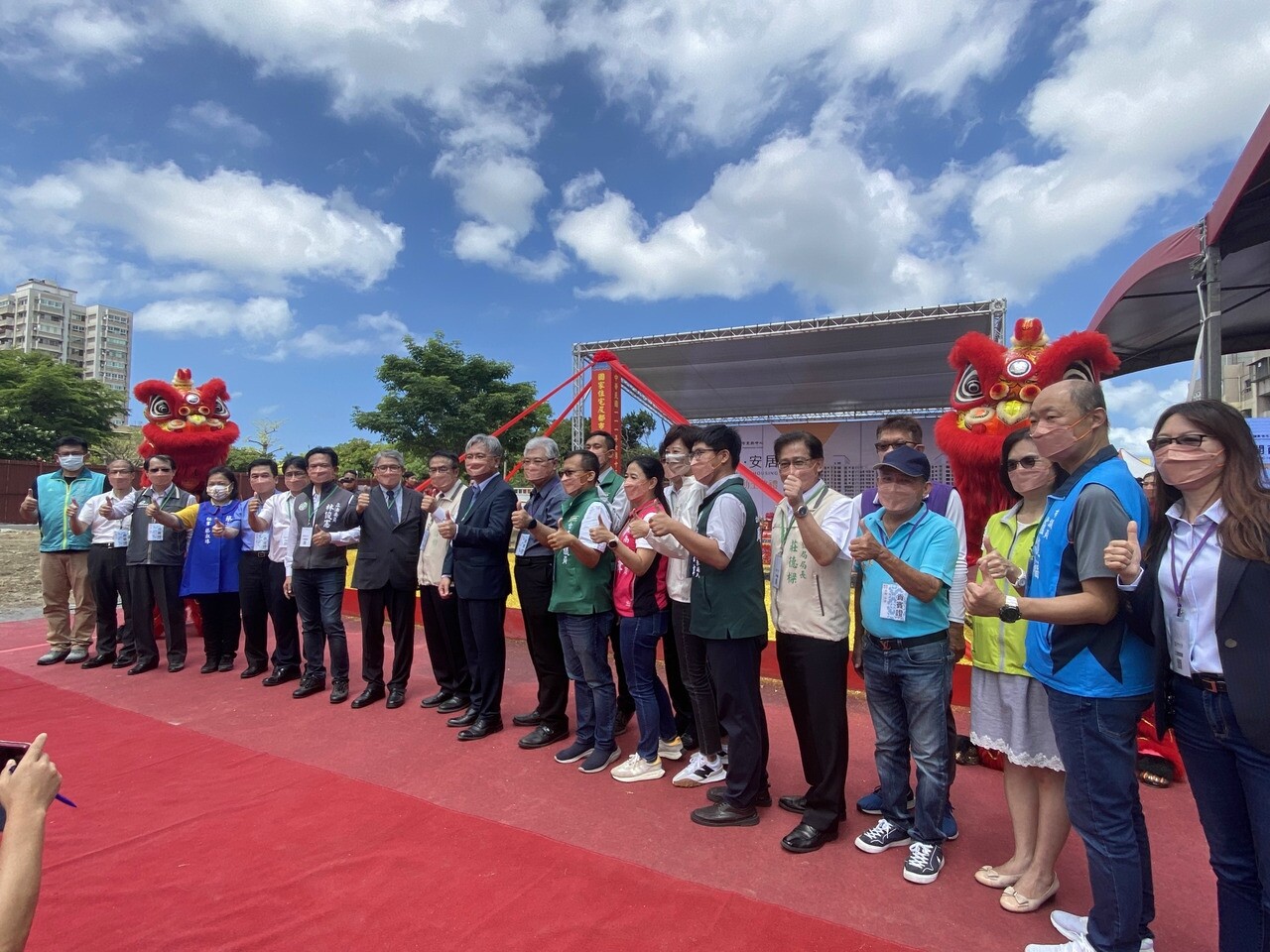 台南市南區社會住宅上午動工，內政部次長花敬群等人參與。記者修瑞瑩／攝影 