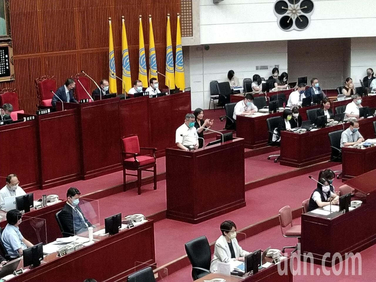 柯文哲今天也透露,新冠變種病毒BA4、BA5已經在歐洲國家開始復發,根據今天的疫情情報,日本、韓國的確診數正在上升,柯說,「我估計台灣要出問題,會是在40天後」。記者林麗玉/攝影