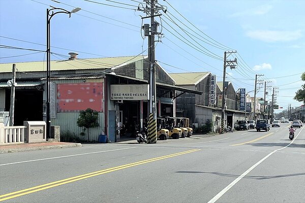高雄工業地產近年交易表現量增價漲，交易額兩年增近8成。圖／台灣房屋提供