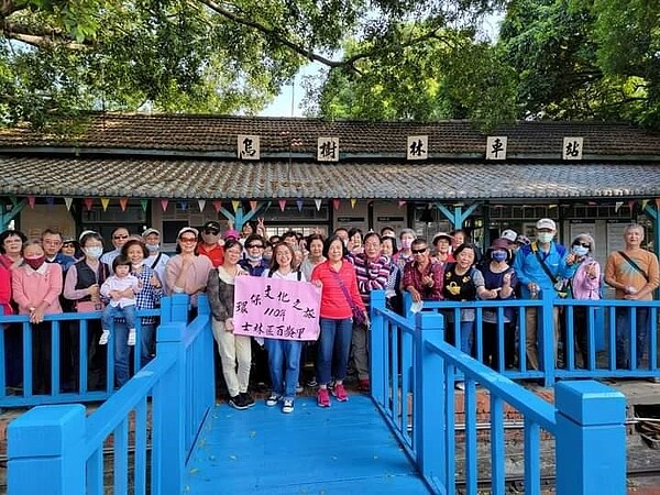 溫柔的理解是世界上最強大的能量。圖／由里辦提供。
