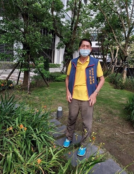 里長張正義以優質生活機能，滿足市民需求。圖／易小滿攝


