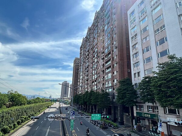 長隄社區區權會