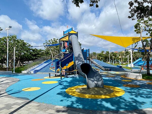 港濱歷史公園遊戲場堪稱目前台南最強特色公園。圖/擷取自《台南式》